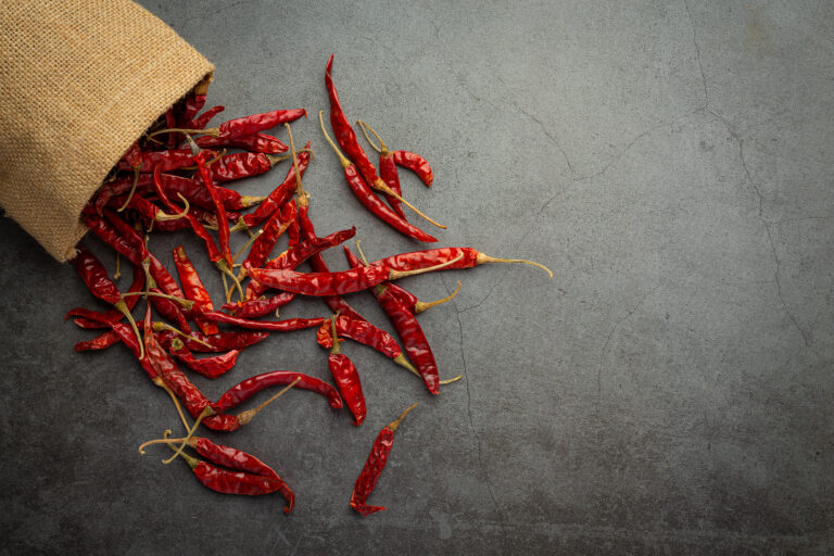 Raw Red Chilli (Whole)